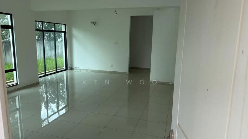 Rumah Berkembar untuk Dijual di Taman Paya Rumput Utama (Paya Rumput) - Ken Woo - Living Room - PropertyGuru.com.my