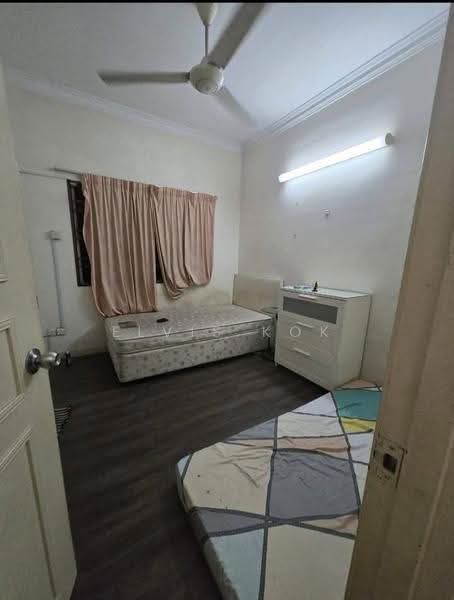 2-storey Terraced House for Sale in Taman Pinggiran Usj (Subang Jaya) - Elvis Kok - Bedroom - PropertyGuru.com.my