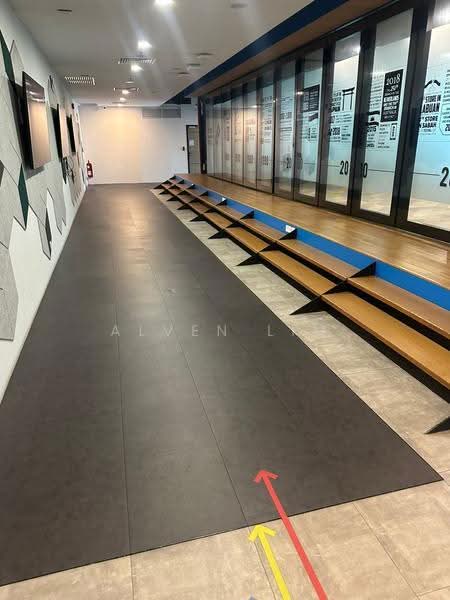 Pejabat untuk Disewa di Seksyen 51 (Petaling Jaya) - Alven Lim - Corridor - PropertyGuru.com.my
