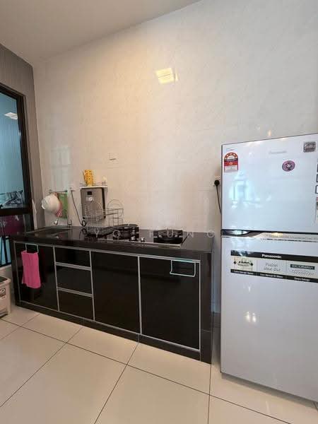 Kediaman Servis untuk Dijual di D'Summit Residences - YC Fung - Kitchen - PropertyGuru.com.my