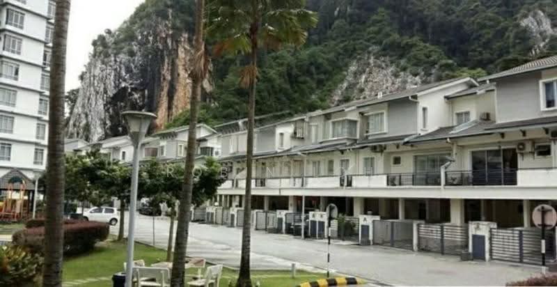 Rumah Bandar untuk Dijual di Batu Caves (Selangor) - Robin Loh - Exterior - PropertyGuru.com.my