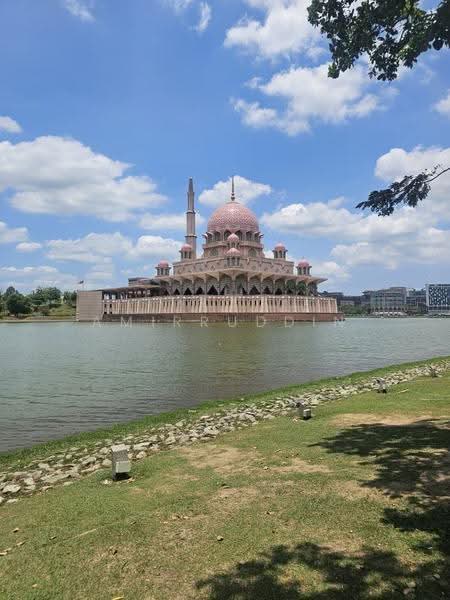 Semi-Detached House for Sale in Presint 8 (Putrajaya) - Amirruddin . - Exterior - PropertyGuru.com.my