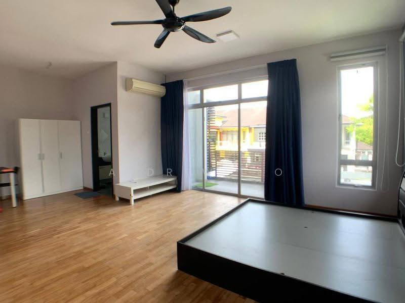 Rumah Teres 2-Tingkat untuk Dijual di Taman Molek (Johor Bahru) - Andrew Teo - Bedroom - PropertyGuru.com.my
