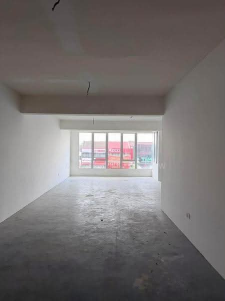 Shop / Office untuk Disewa di Taman Ungku Tun Aminah (Skudai) - Agnes Low - Interior - PropertyGuru.com.my
