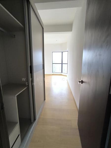 Kondominium untuk Dijual di Bay Laurel @ Country Garden Danga Bay - Wyatt Chan Shoou Tyn - PropertyGuru.com.my