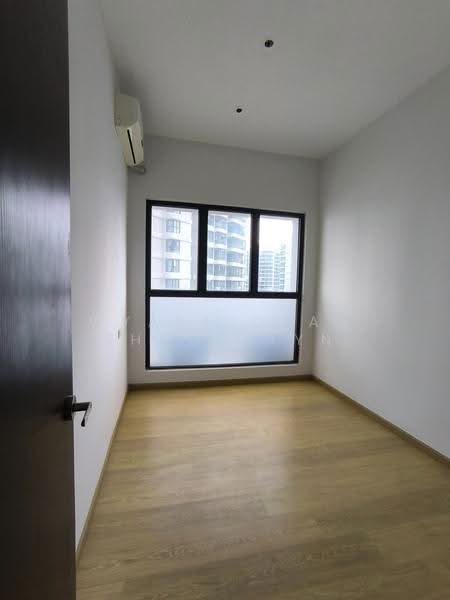 Kondominium untuk Dijual di Bay Laurel @ Country Garden Danga Bay - Wyatt Chan Shoou Tyn - PropertyGuru.com.my