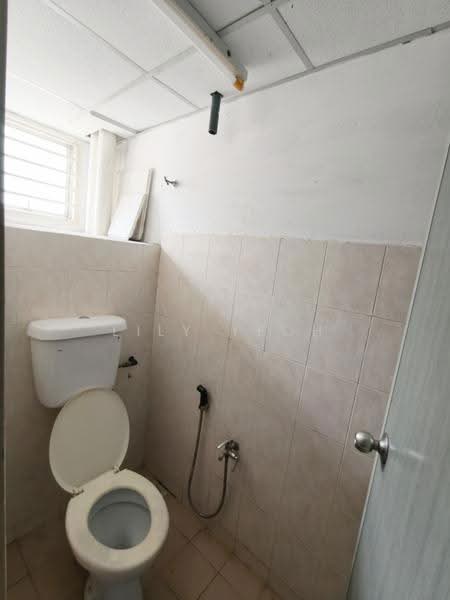 Kedai untuk Disewa di Klang (Selangor) - LILY YEOH - Bathroom - PropertyGuru.com.my