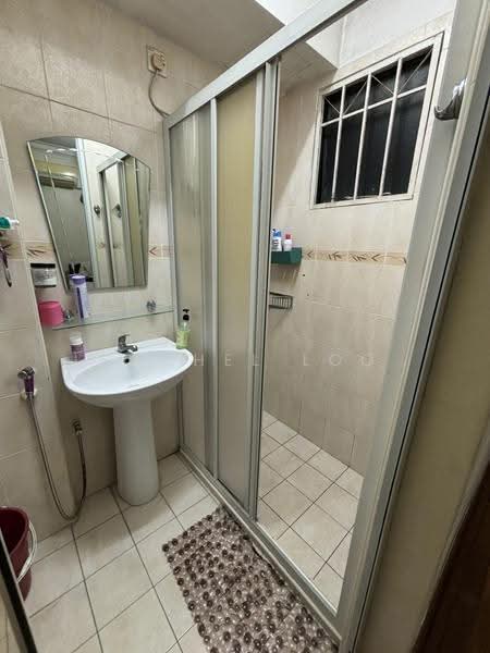 Apartment for Sale at Winner Court B - Rachel Loo - Bathroom - PropertyGuru.com.my