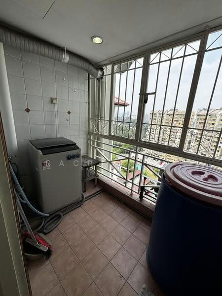Apartment for Sale at Winner Court B - Rachel Loo - Laundry Area - PropertyGuru.com.my