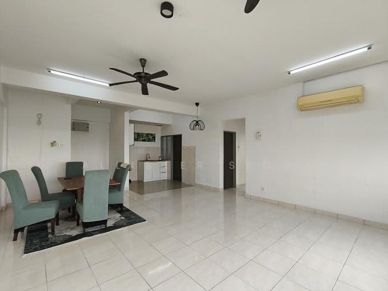 Condominium for Rent at Lagoon Suites - Allister Seow - Living Room - PropertyGuru.com.my