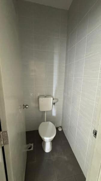 Kedai untuk Dijual di Bayan Lepas (Penang) - Kelvin Ooi - Bathroom - PropertyGuru.com.my