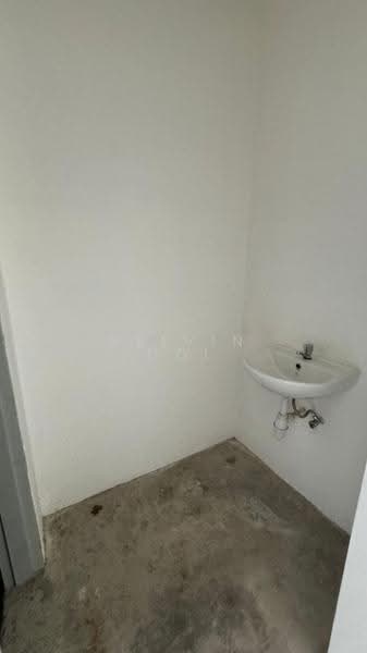 Kedai untuk Dijual di Bayan Lepas (Penang) - Kelvin Ooi - Interior - PropertyGuru.com.my