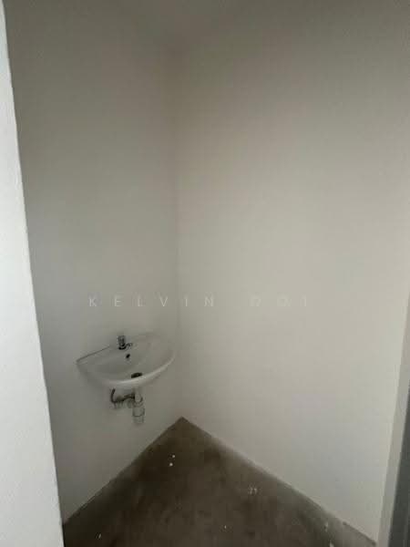 Kedai untuk Dijual di Bayan Lepas (Penang) - Kelvin Ooi - Bathroom - PropertyGuru.com.my
