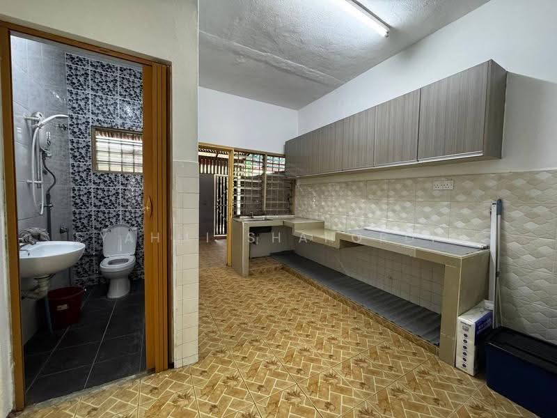 2-storey Terraced House for Sale in Pandan Jaya (Ampang) - Syahmi Shahordin - Kitchen - PropertyGuru.com.my