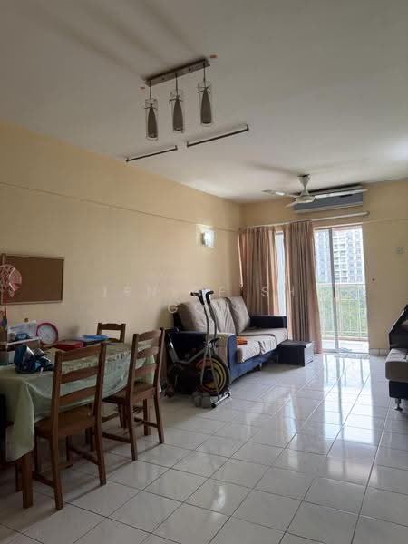 Pangsapuri untuk Dijual di Arena Green - Jenice SH Goh - Living Room - PropertyGuru.com.my