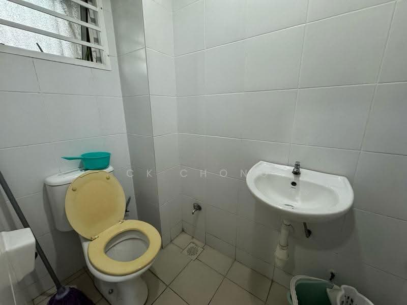 Townhouse for Rent in Puchong (Selangor) - CK Chong - Bathroom - PropertyGuru.com.my