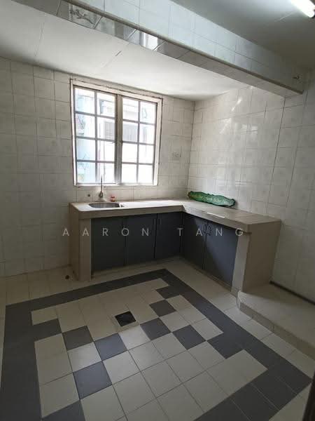 Rumah Teres 2-Tingkat untuk Disewa di Bandar Sri Damansara (Selangor) - Aaron Tang - Kitchen - PropertyGuru.com.my