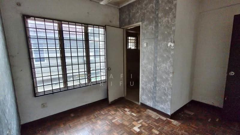 Rumah Teres 2-Tingkat untuk Dijual di Subang Bestari (Shah Alam) - Syafiq Sharifudin - Interior - PropertyGuru.com.my