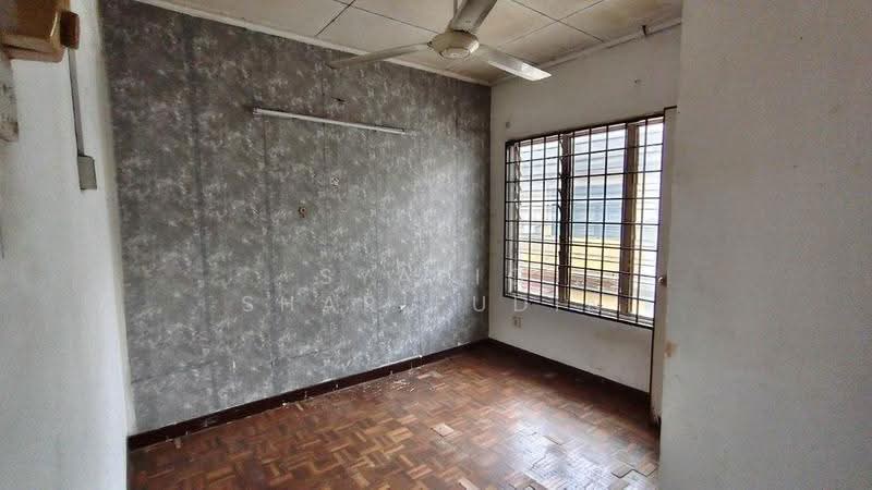 Rumah Teres 2-Tingkat untuk Dijual di Subang Bestari (Shah Alam) - Syafiq Sharifudin - Interior - PropertyGuru.com.my