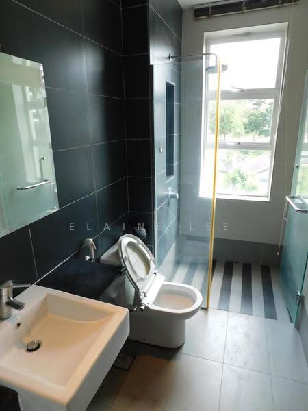 Bungalow House untuk Dijual di Bukit Bandaraya (Bangsar) - Elaine Lee - Bathroom - PropertyGuru.com.my