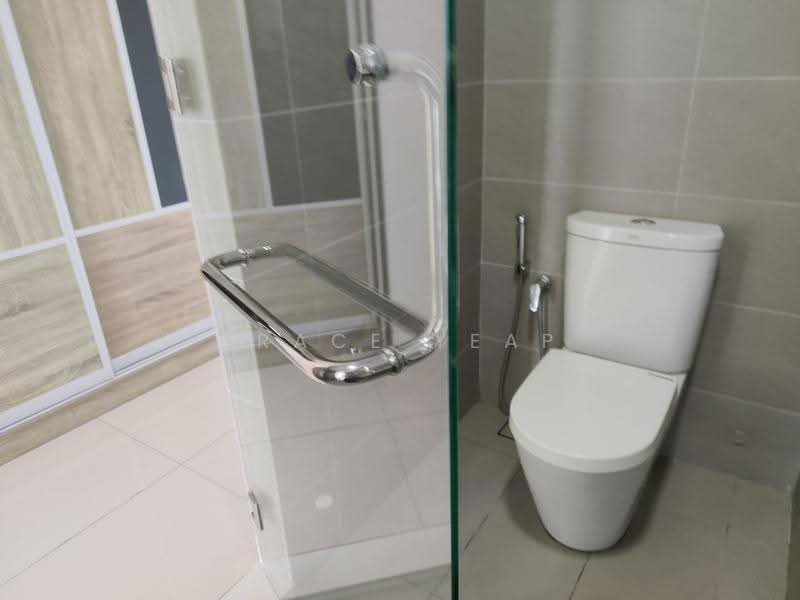 Service Residence for Rent at Arnica @ Tropicana Gardens - Grace Yeap - Bathroom - PropertyGuru.com.my