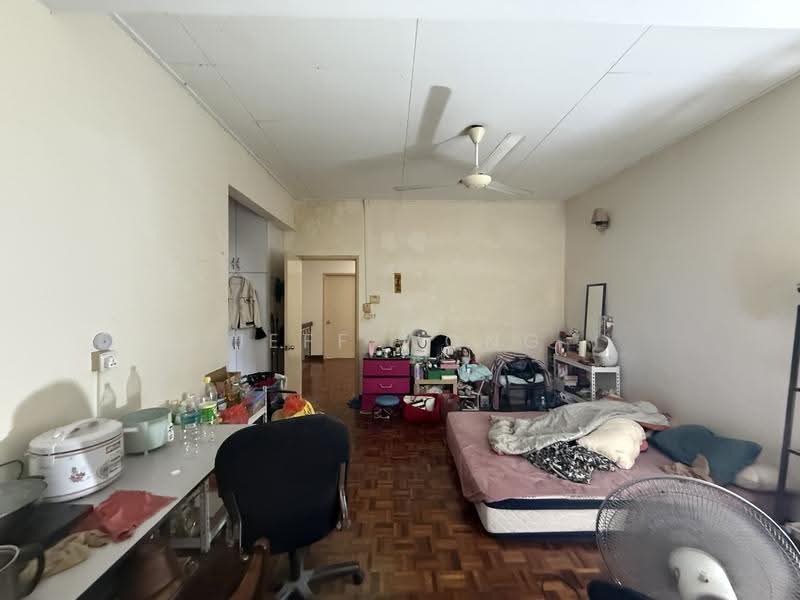 Rumah Teres 2-Tingkat untuk Dijual di Seri Utama Damansara (Kota Damansara) - Jeff Wong - Bedroom - PropertyGuru.com.my