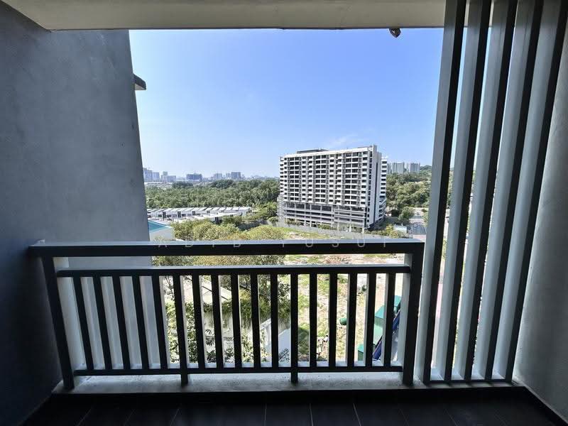 Kediaman Servis untuk Disewa di Suria Residence - Adib Yusuf - Balcony - PropertyGuru.com.my