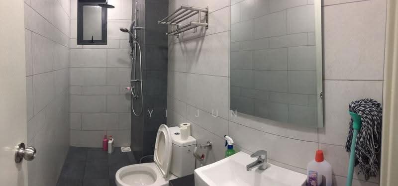 Kediaman Servis untuk Disewa di Amani Residence - Yi Jun - Bathroom - PropertyGuru.com.my