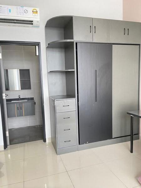 Kediaman Servis untuk Dijual di Twin Tower Residence - Agnes . - Bathroom - PropertyGuru.com.my