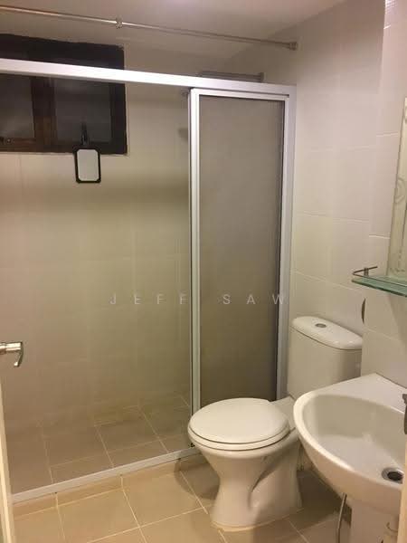 Condominium for Sale at Grand View - Jeff Saw - Bathroom - PropertyGuru.com.my