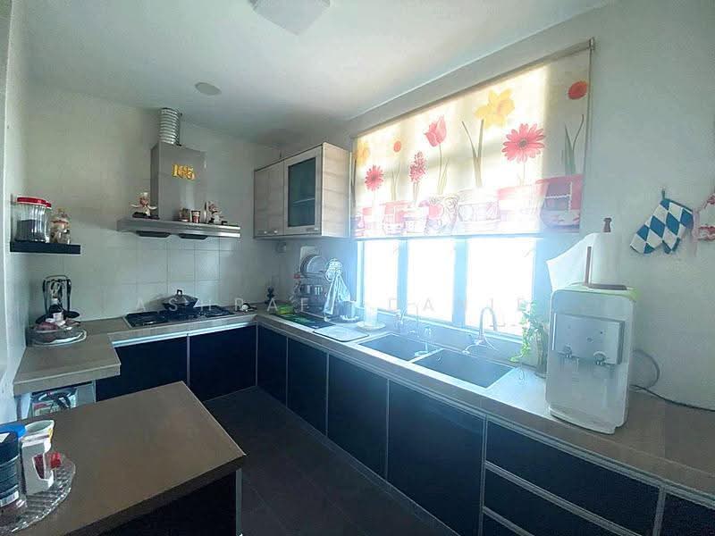 Bungalow House untuk Dijual di Kota Emerald (Rawang) - Ashraff Daniel - Kitchen - PropertyGuru.com.my