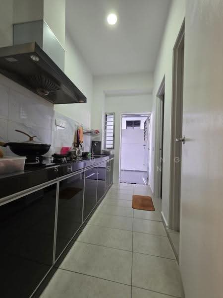Rumah Kluster untuk Dijual di Bukit Indah (Iskandar Puteri (Nusajaya)) - Sharon Wong Shu Shien - Kitchen - PropertyGuru.com.my