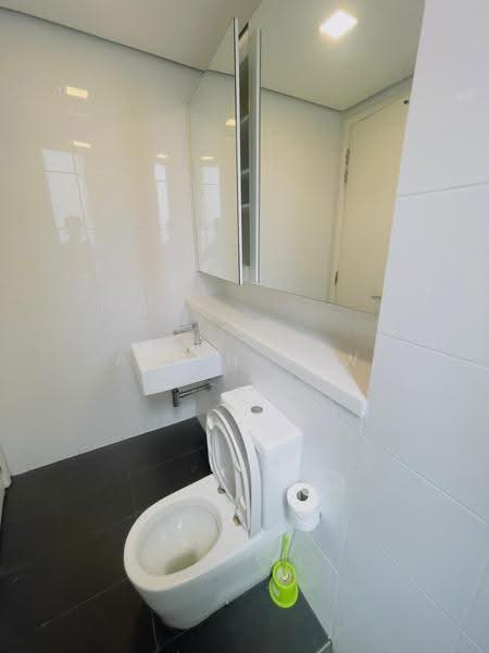Retail Office untuk Disewa di Mont Kiara (Kuala Lumpur) - Alvin Sow - Bathroom - PropertyGuru.com.my