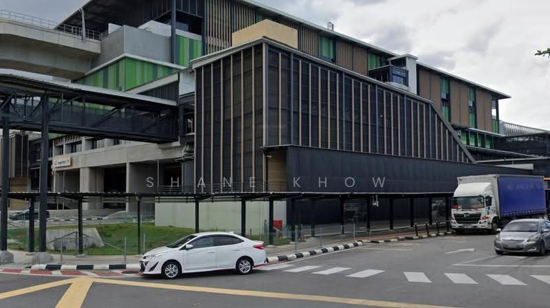 Shop for Rent in Lake Fields (Sungai Besi) - Shane Khow - Exterior - PropertyGuru.com.my