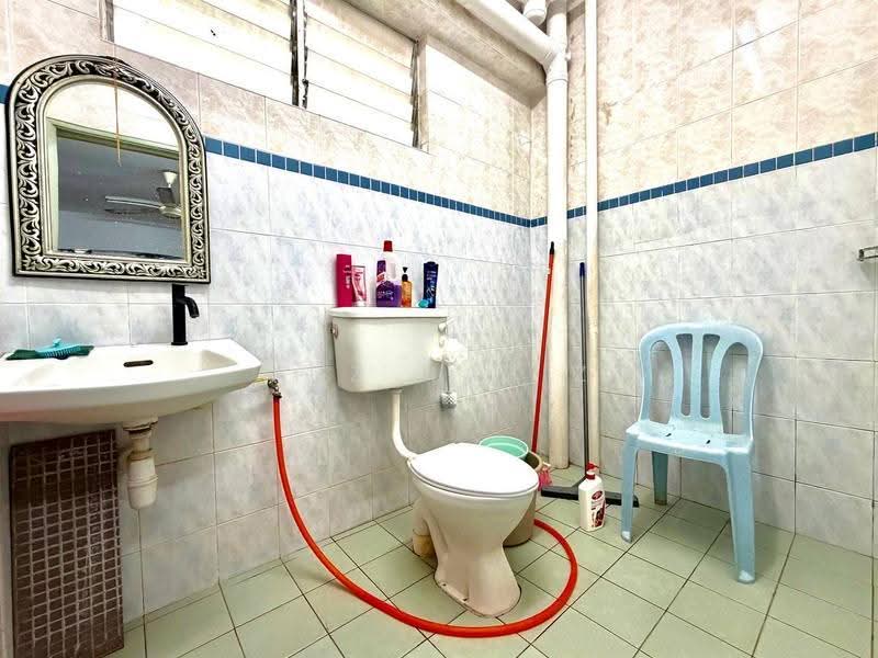 Condominium for Sale at Casa Villa Condominium - Muz Hafiz - Bathroom - PropertyGuru.com.my
