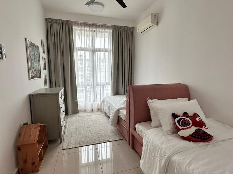 Service Residence for Sale at Legasi Kampung Bharu - Jik Wafa - Bedroom - PropertyGuru.com.my