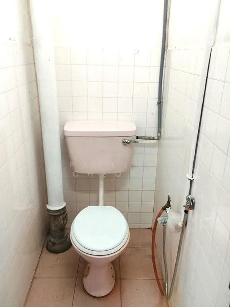 Rumah Teres 1-Tingkat untuk Disewa di Farlim (Ayer Itam) - Pauline Cheong - Bathroom - PropertyGuru.com.my