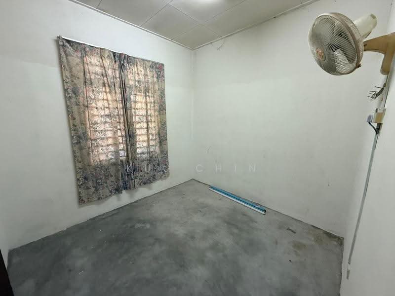 Flat for Sale at Flat Bukit Indah - Kuu Chin - Interior - PropertyGuru.com.my