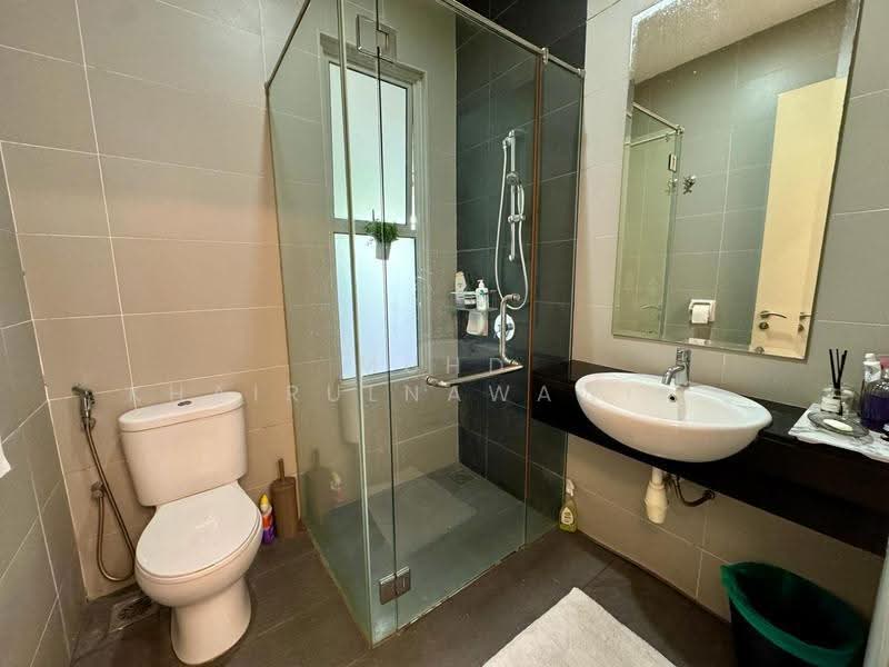 Bungalow House untuk Dijual di Seksyen 13 (Shah Alam) - Muhd Khairulnawawi Kamaruddin - Bathroom - PropertyGuru.com.my