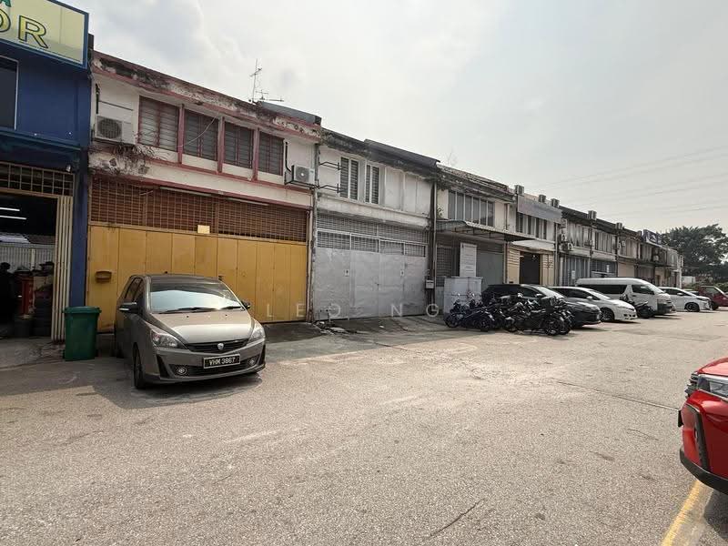 Warehouse for Rent in Bandar Sri Damansara (Selangor) - Leo Ng - Exterior - PropertyGuru.com.my