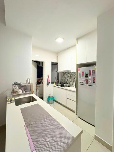 Kediaman Servis untuk Disewa di Utropolis Suites 1 - Josephine Chou - Kitchen - PropertyGuru.com.my