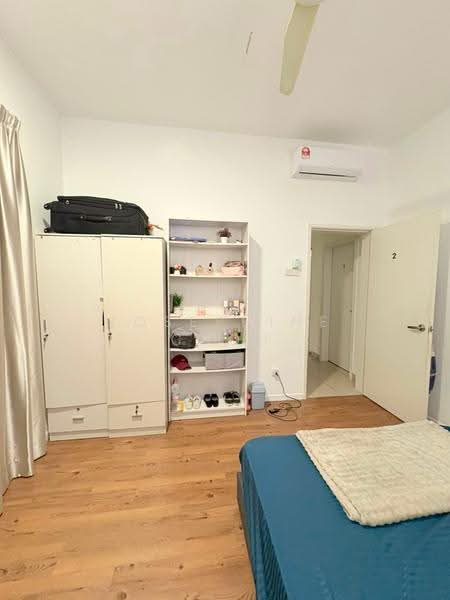 Kediaman Servis untuk Disewa di Utropolis Suites 1 - Josephine Chou - Bedroom - PropertyGuru.com.my