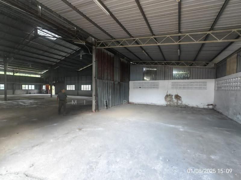 Warehouse for Rent in Kota Padawan (Kuching) - Mike Pang - PropertyGuru.com.my