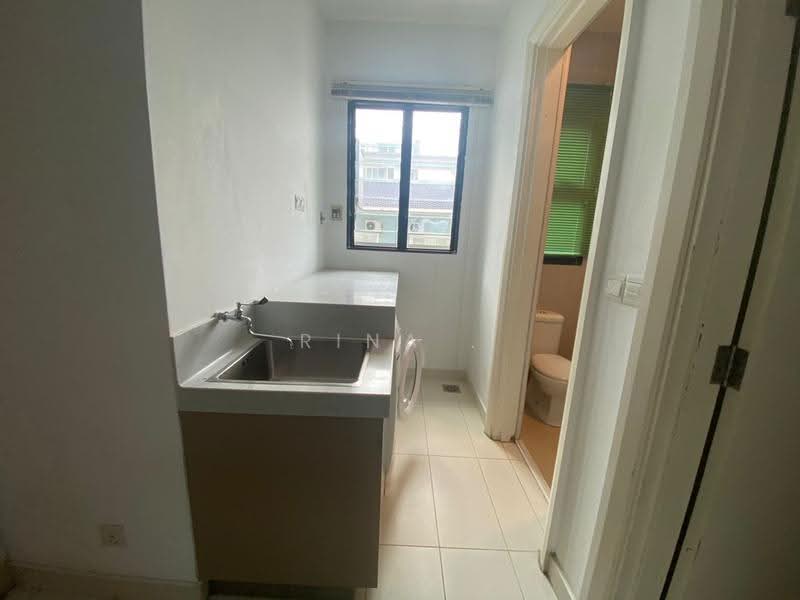 Condominium for Sale at Sastra U-Thant - Rina . - Bathroom - PropertyGuru.com.my