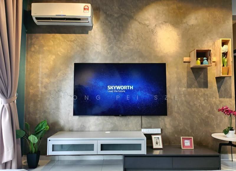 Kondominium untuk Disewa di Bay Point @ Country Garden Danga Bay - Chong Pei Sze - Living Room - PropertyGuru.com.my