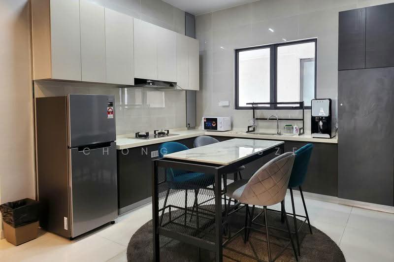 Kondominium untuk Disewa di Bay Point @ Country Garden Danga Bay - Chong Pei Sze - Kitchen - PropertyGuru.com.my