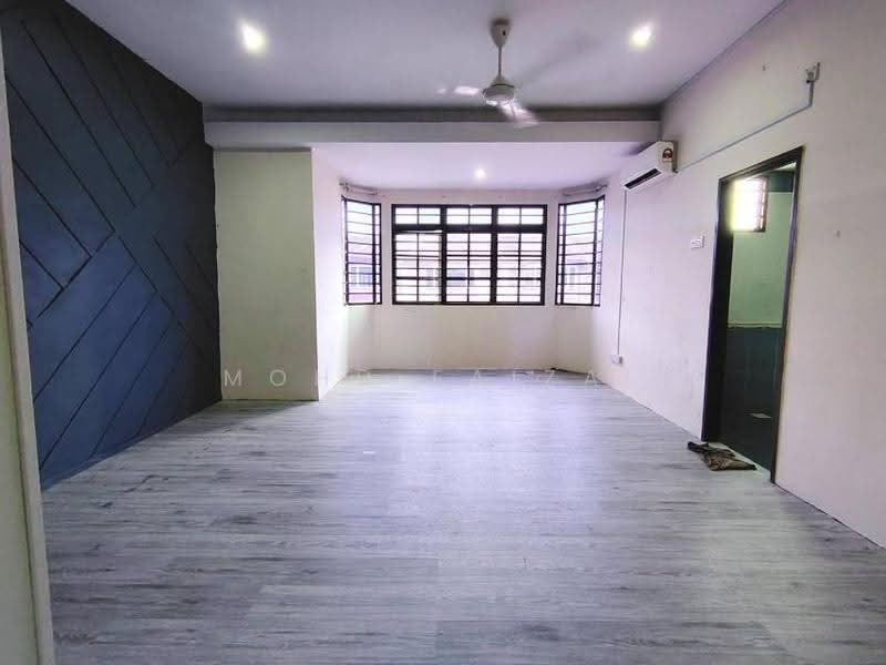 Rumah Teres 2-Tingkat untuk Dijual di Mantin (Negeri Sembilan) - Mohd Faizal - Living Room - PropertyGuru.com.my
