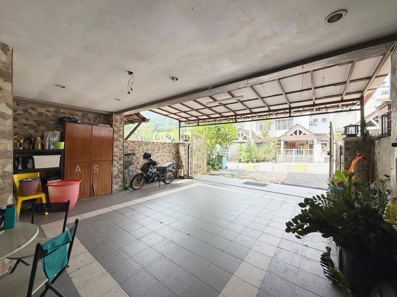 2-storey Terraced House for Sale in Ampang Jaya (Ampang) - Ashraff Daniel - Exterior - PropertyGuru.com.my