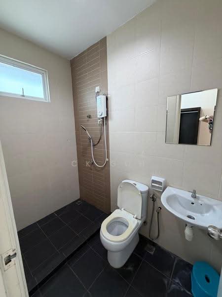 2-storey Terraced House for Rent in Kampung Perlis (Bayan Lepas) - CK Goh - Bathroom - PropertyGuru.com.my