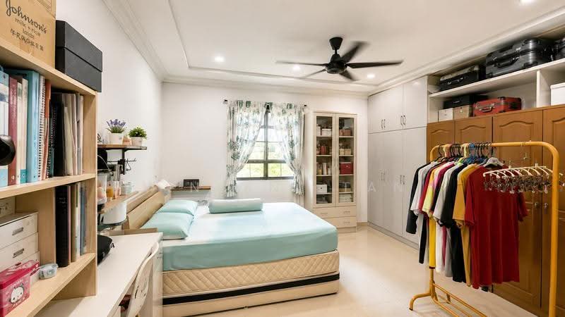 Rumah Bandar untuk Dijual di Bandar Sri Damansara (Selangor) - Vincent Tan - Bedroom - PropertyGuru.com.my
